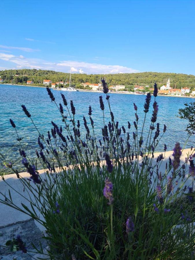 Apartmani Fortuna Zlarin Esterno foto